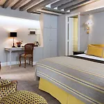 Le Relais Saint Honore Hotel 4*