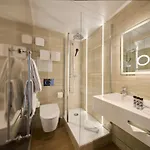 Le Relais Saint Honore
