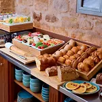 Le Relais Saint Honore