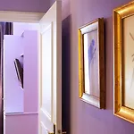 Le Relais Saint Honore Hotel