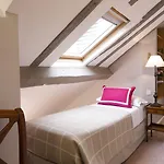Hotel Le Relais Saint Honore