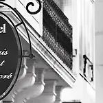 Le Relais Saint Honore Hotel 4*