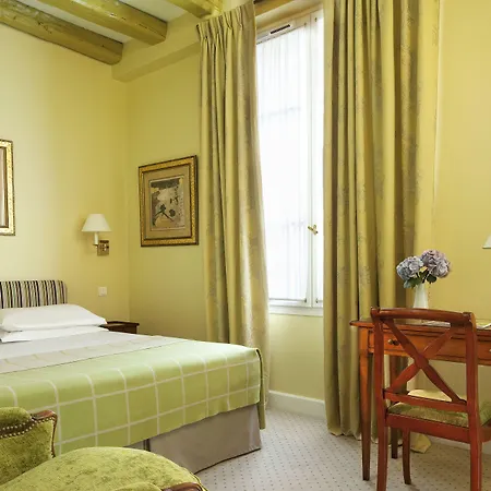 Le Relais Saint Honoré 4*