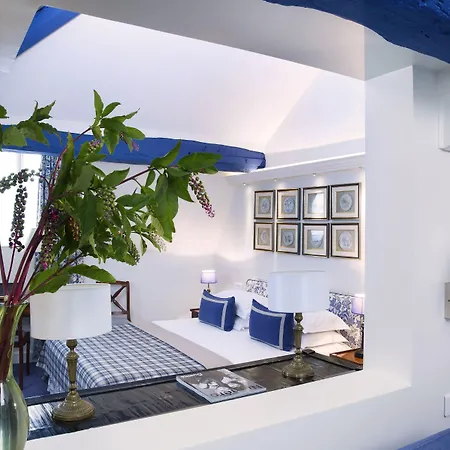 Le Relais Saint Honoré 4*