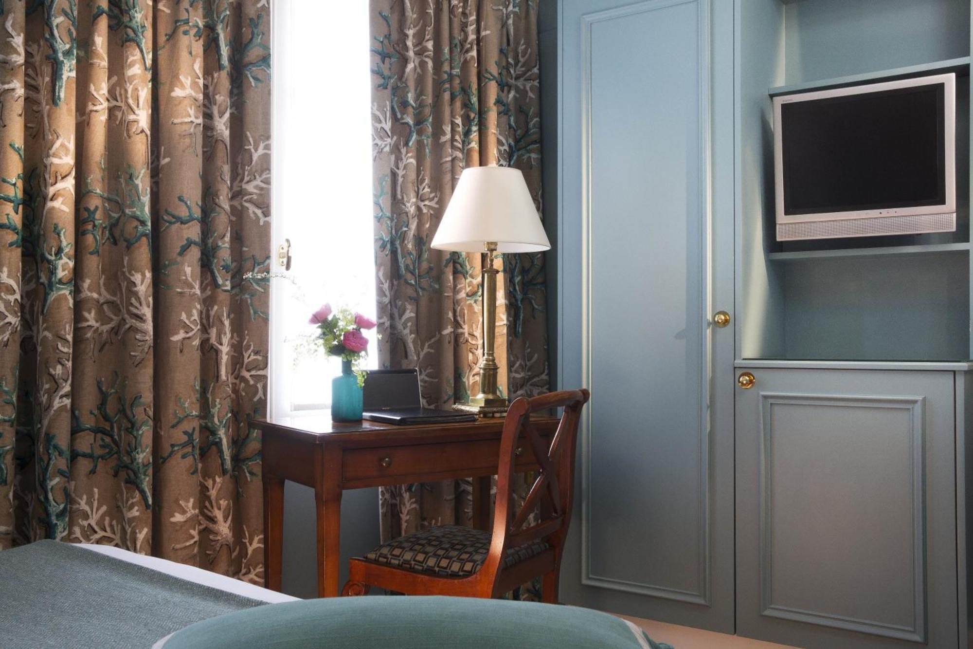 Hotel Le Relais Saint Honoré Parigi