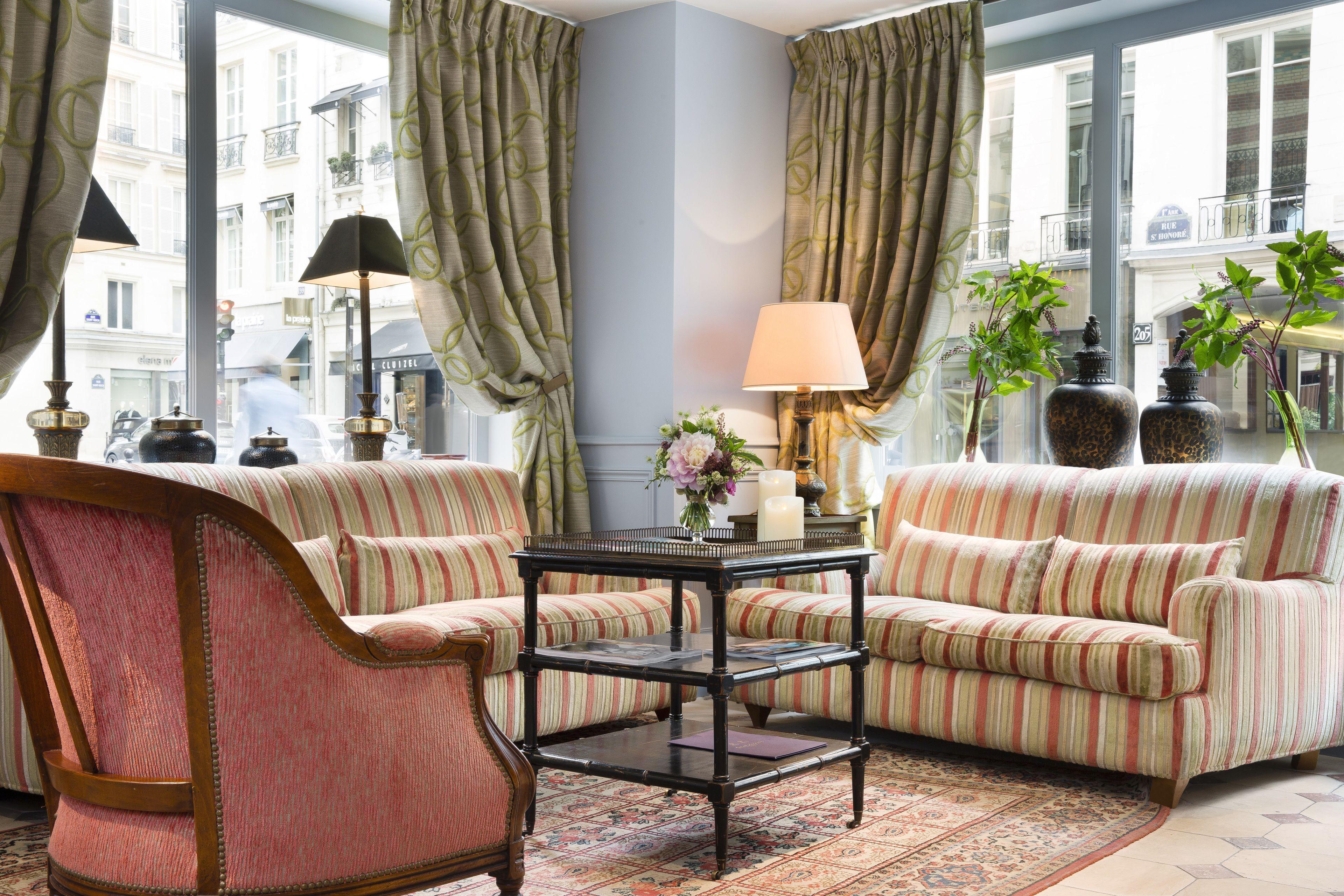Le Relais Saint Honoré Hotel 4*