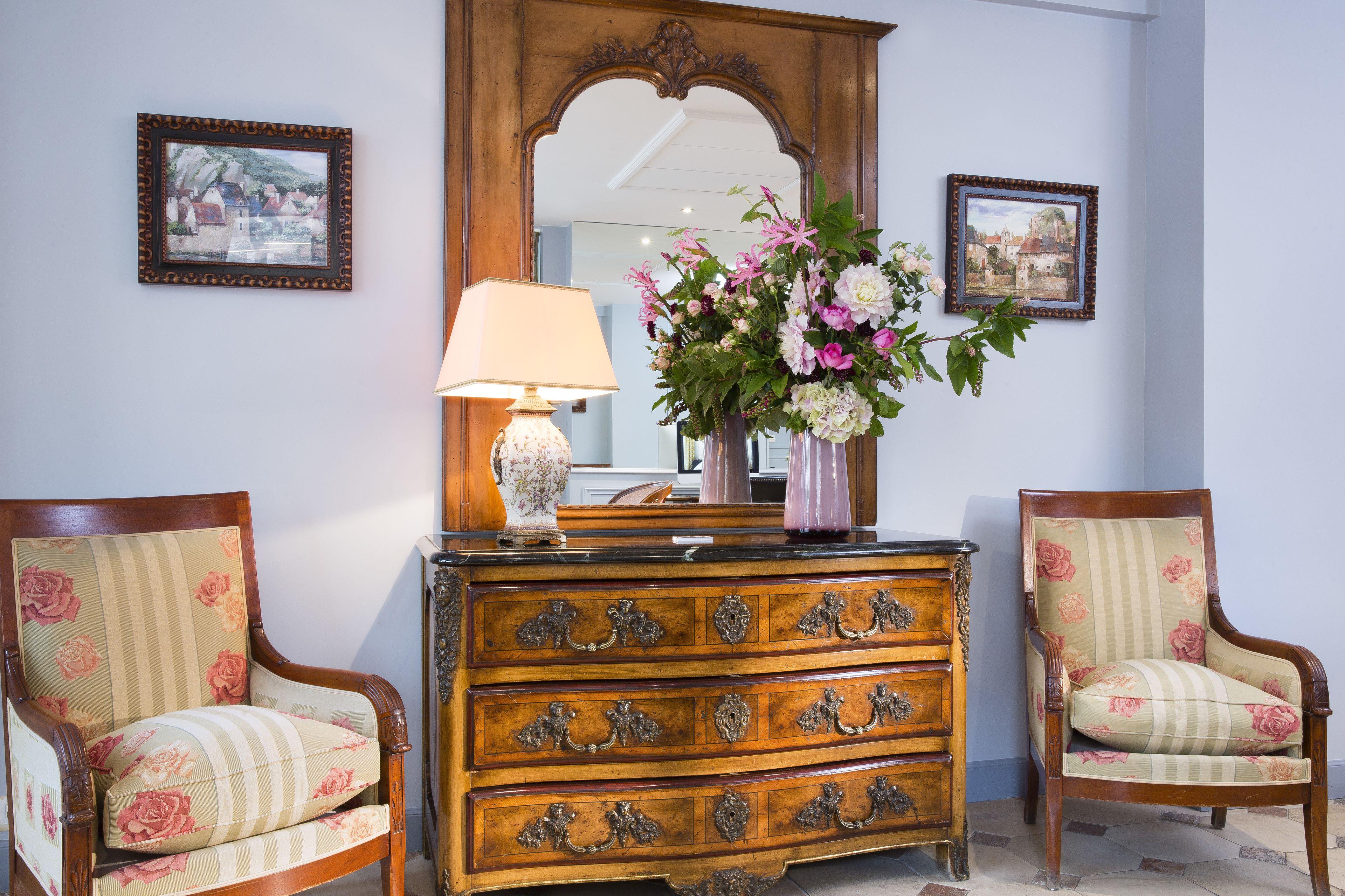 Le Relais Saint Honore Paris