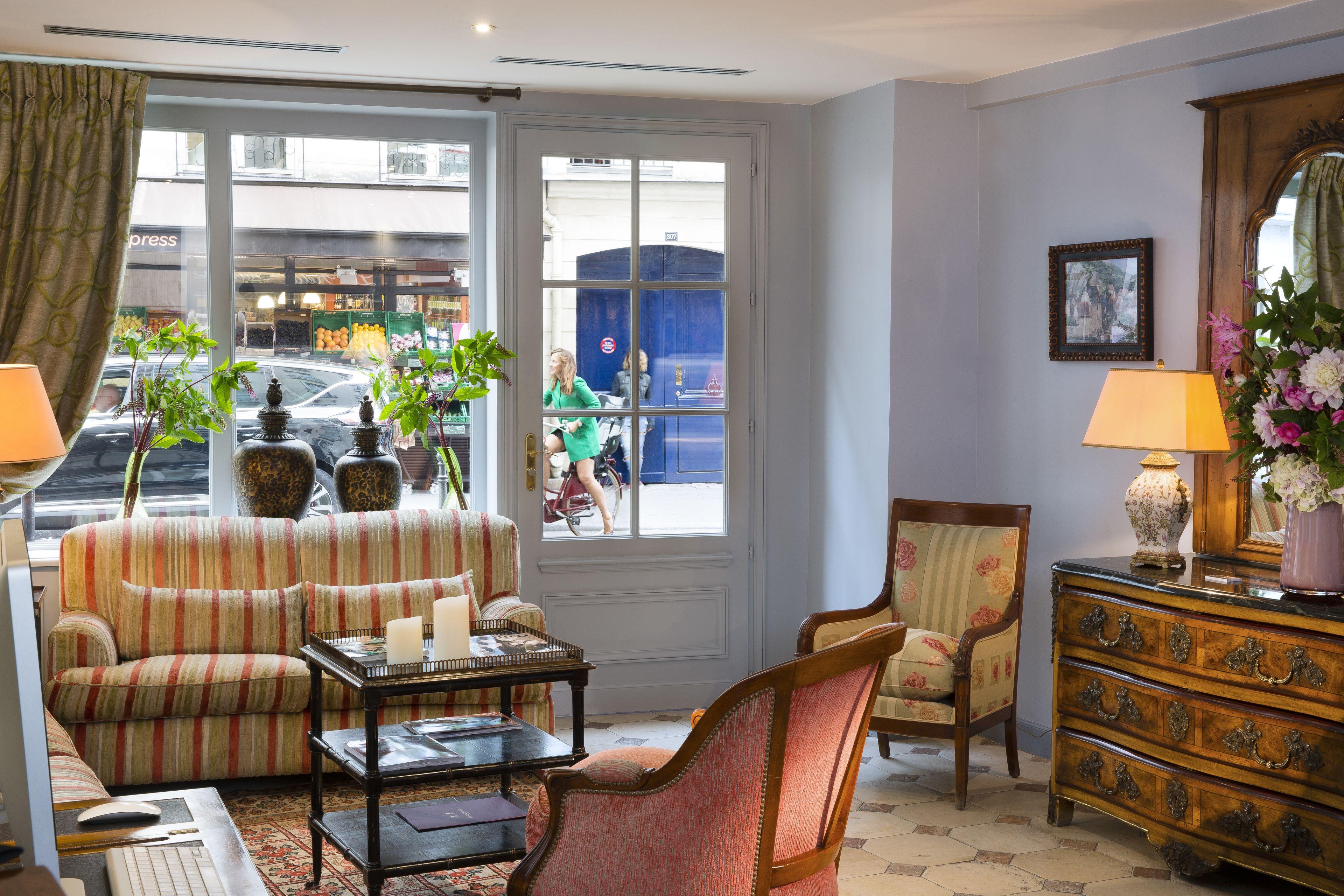 Hotel Le Relais Saint Honore Paris